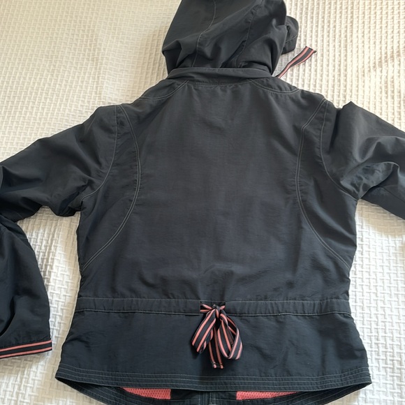 Groggy navy jacket with pink mesh lining, size L - Picture 7 of 12